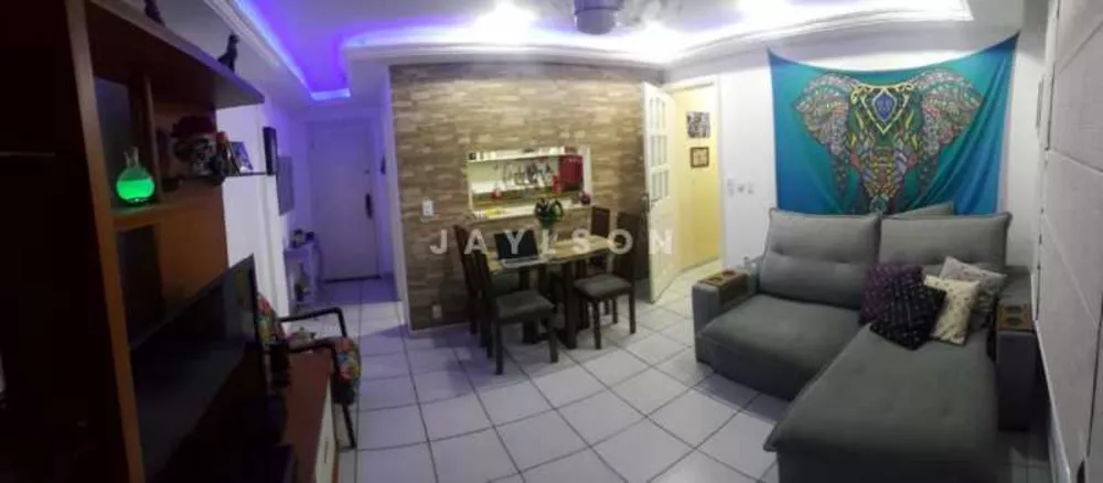 Apartamento à venda com 2 quartos, 65m² - Foto 2