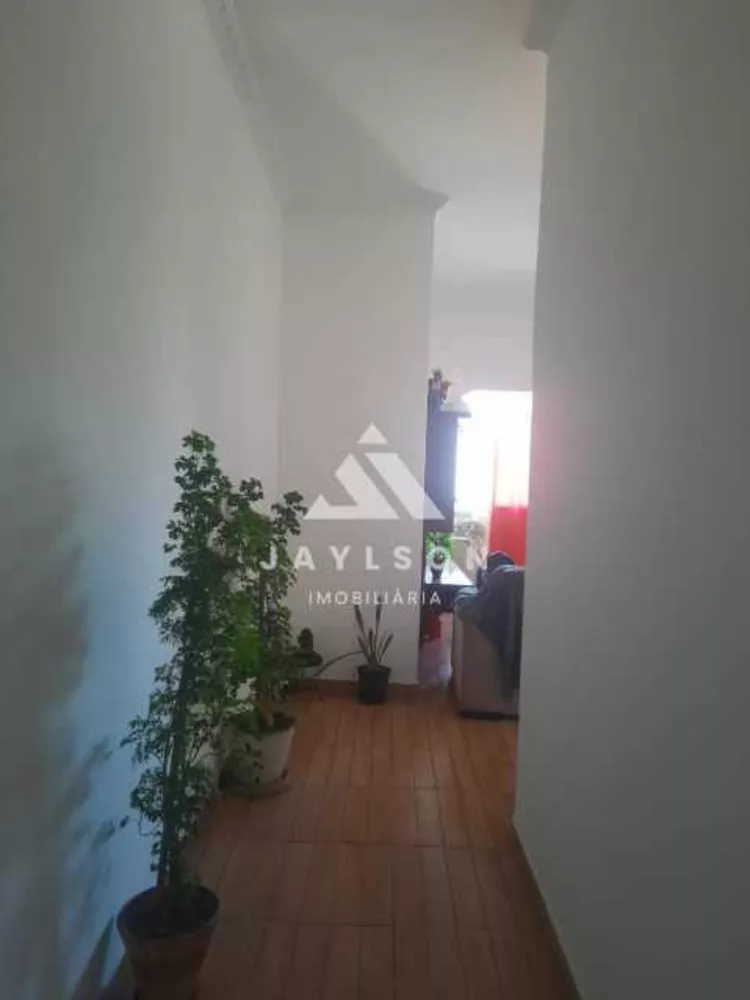 Apartamento à venda com 2 quartos, 69m² - Foto 2