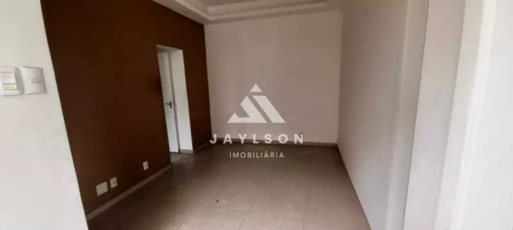 Apartamento à venda com 2 quartos, 60m² - Foto 2