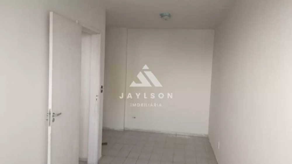 Apartamento à venda com 1 quarto, 50m² - Foto 2