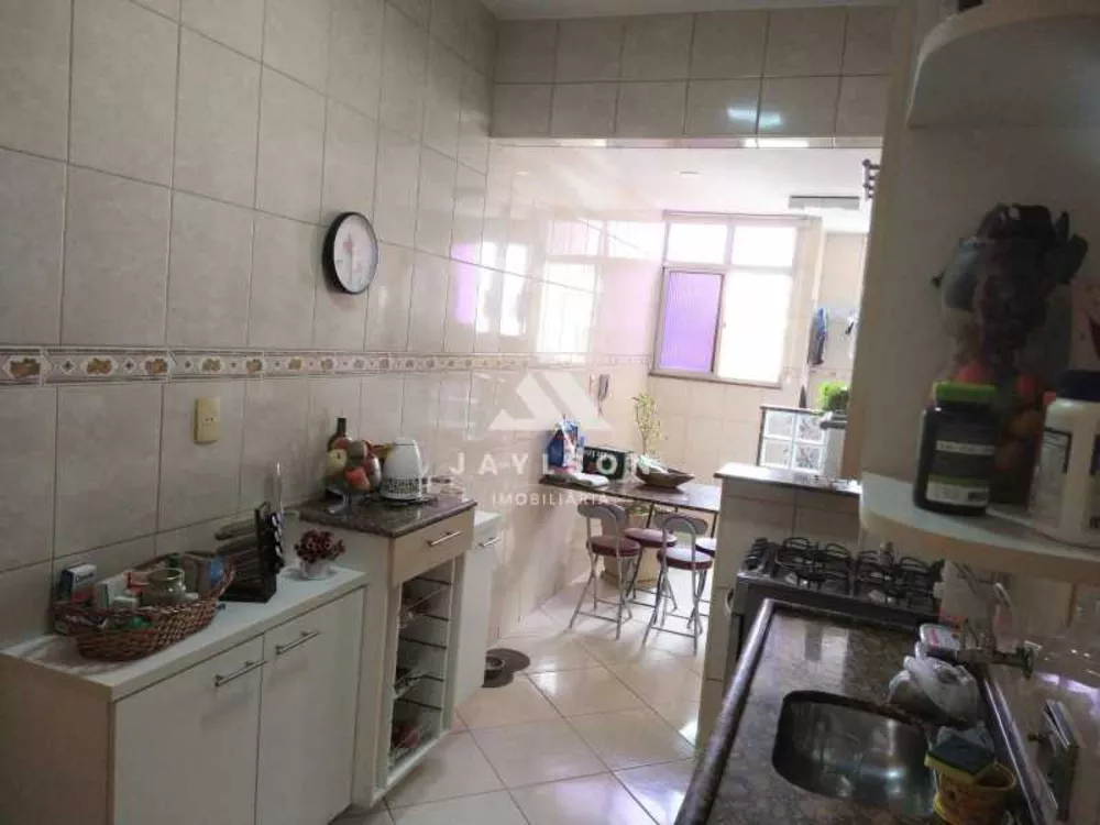 Apartamento à venda com 2 quartos, 60m² - Foto 15