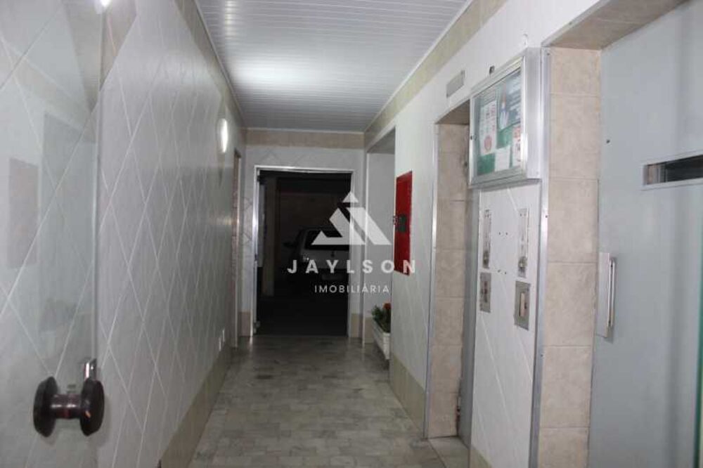 Apartamento à venda com 2 quartos, 65m² - Foto 20