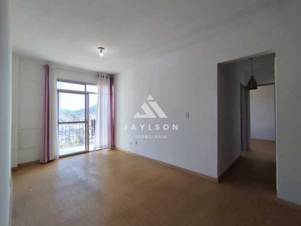 Apartamento à venda com 2 quartos, 65m² - Foto 4