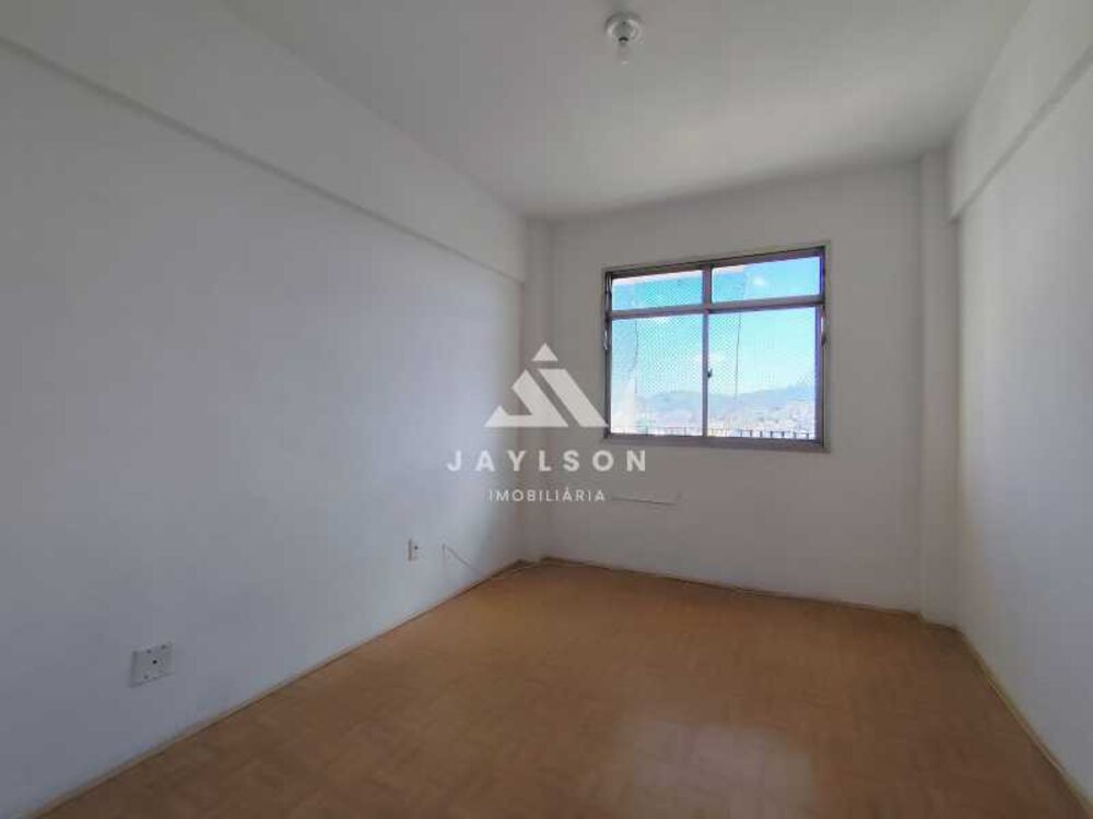 Apartamento à venda com 2 quartos, 65m² - Foto 10