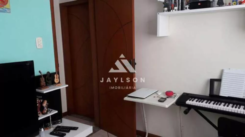 Apartamento à venda com 2 quartos, 72m² - Foto 2