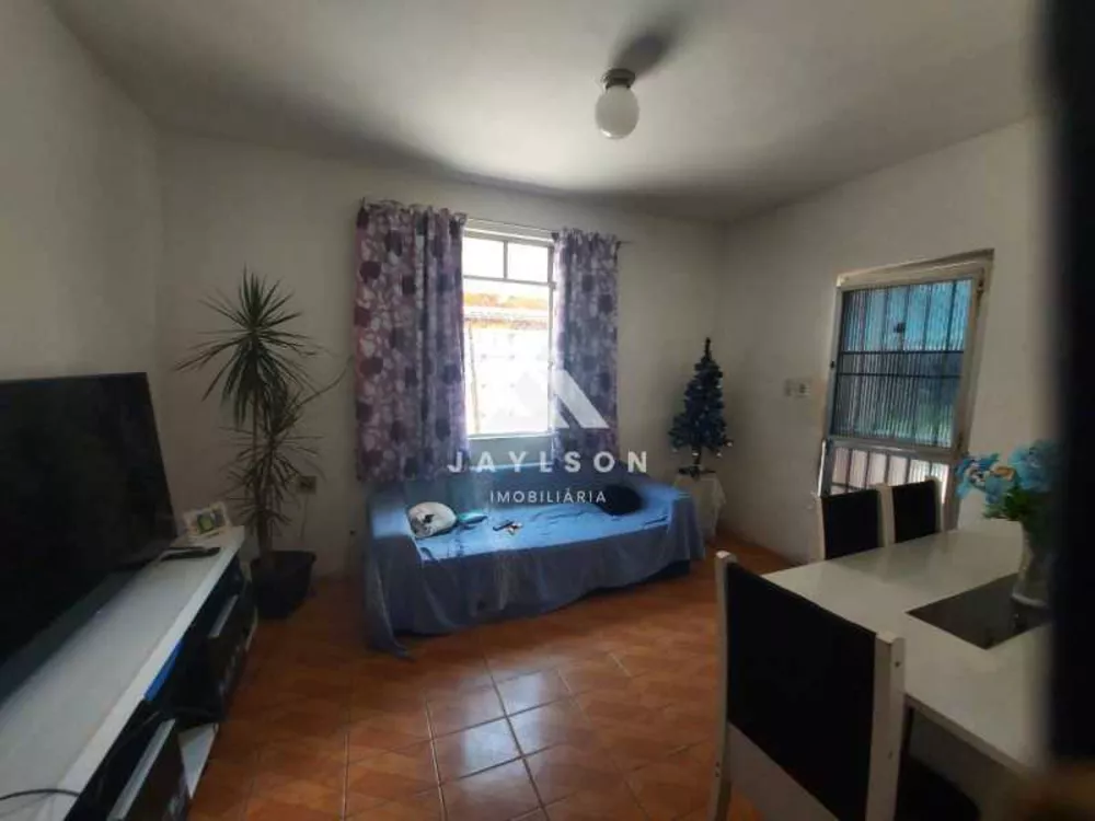 Casa à venda com 2 quartos, 300m² - Foto 3