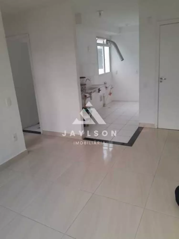 Apartamento à venda e aluguel com 2 quartos, 40m² - Foto 2