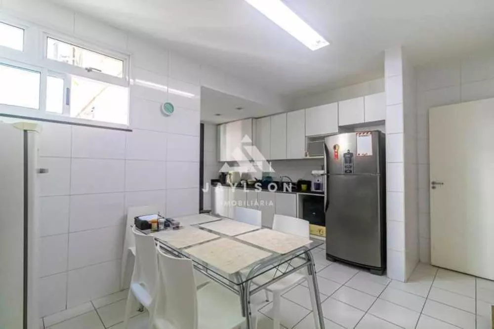 Apartamento, 3 quartos, 156 m² - Foto 2