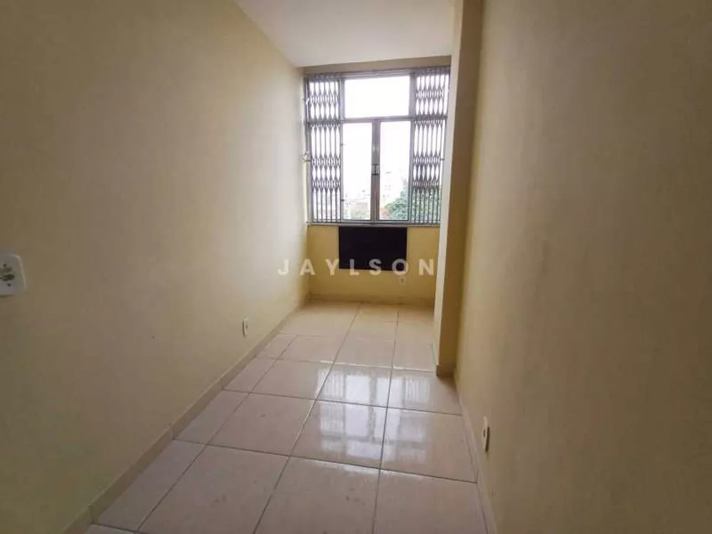 Apartamento à venda com 2 quartos, 73m² - Foto 4