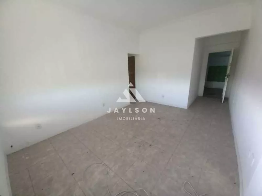 Apartamento à venda com 3 quartos, 95m² - Foto 3