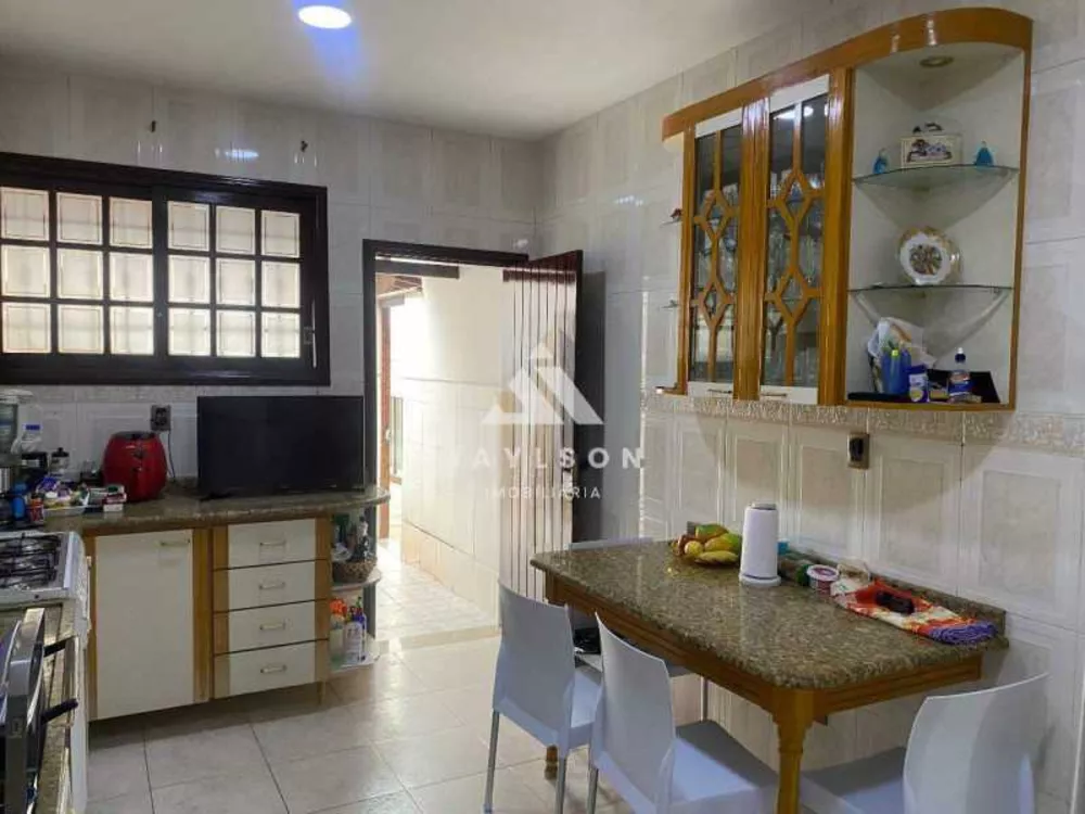 Casa, 3 quartos, 260 m² - Foto 14