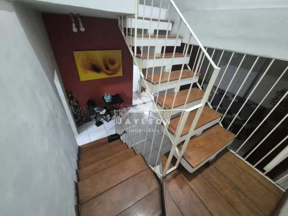 Casa de Condomínio à venda com 3 quartos, 215m² - Foto 8