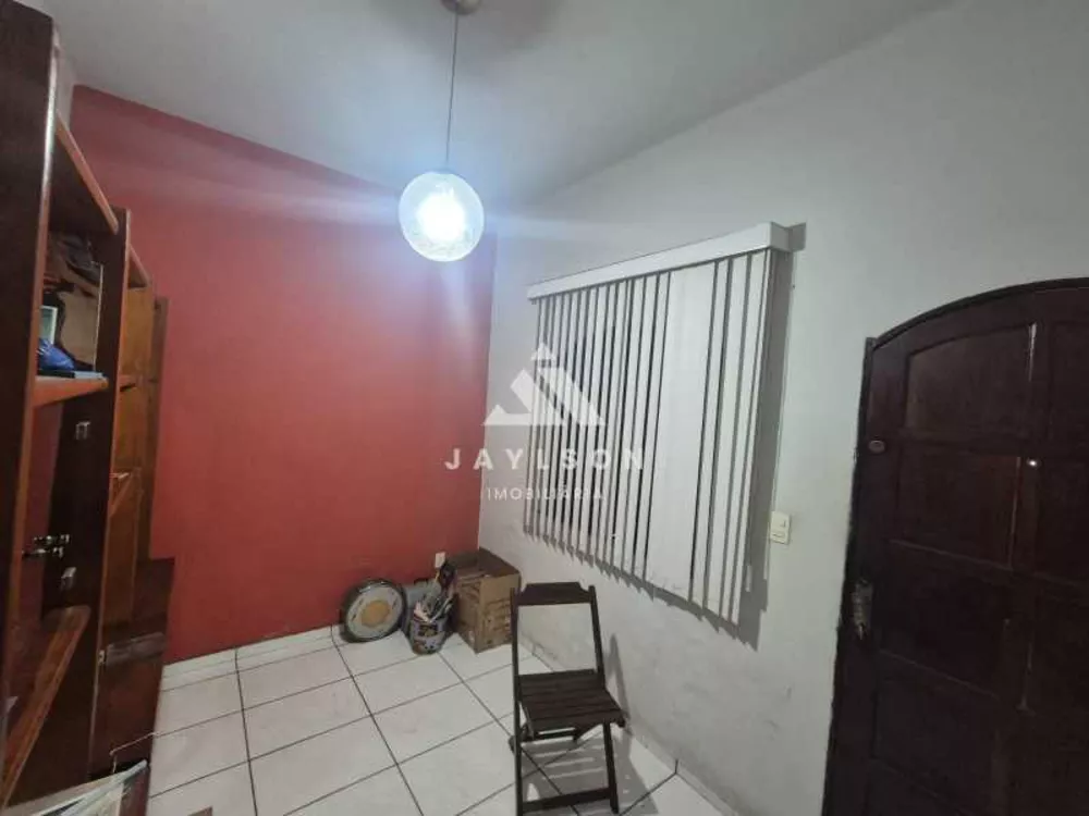 Casa de Condomínio à venda com 3 quartos, 215m² - Foto 6