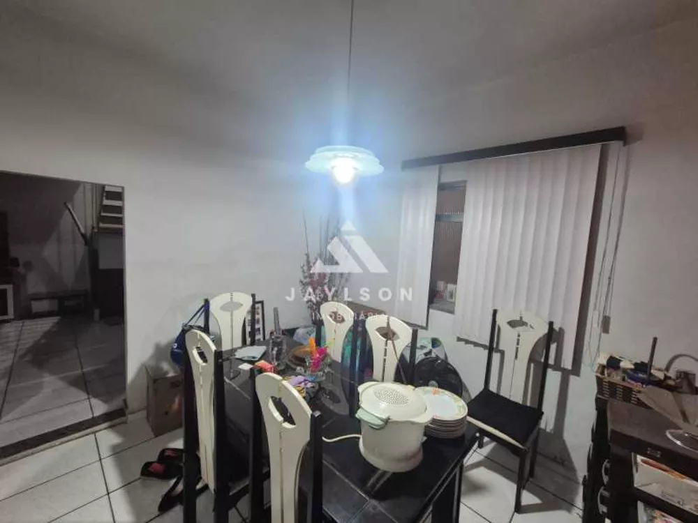 Casa de Condomínio à venda com 3 quartos, 215m² - Foto 11