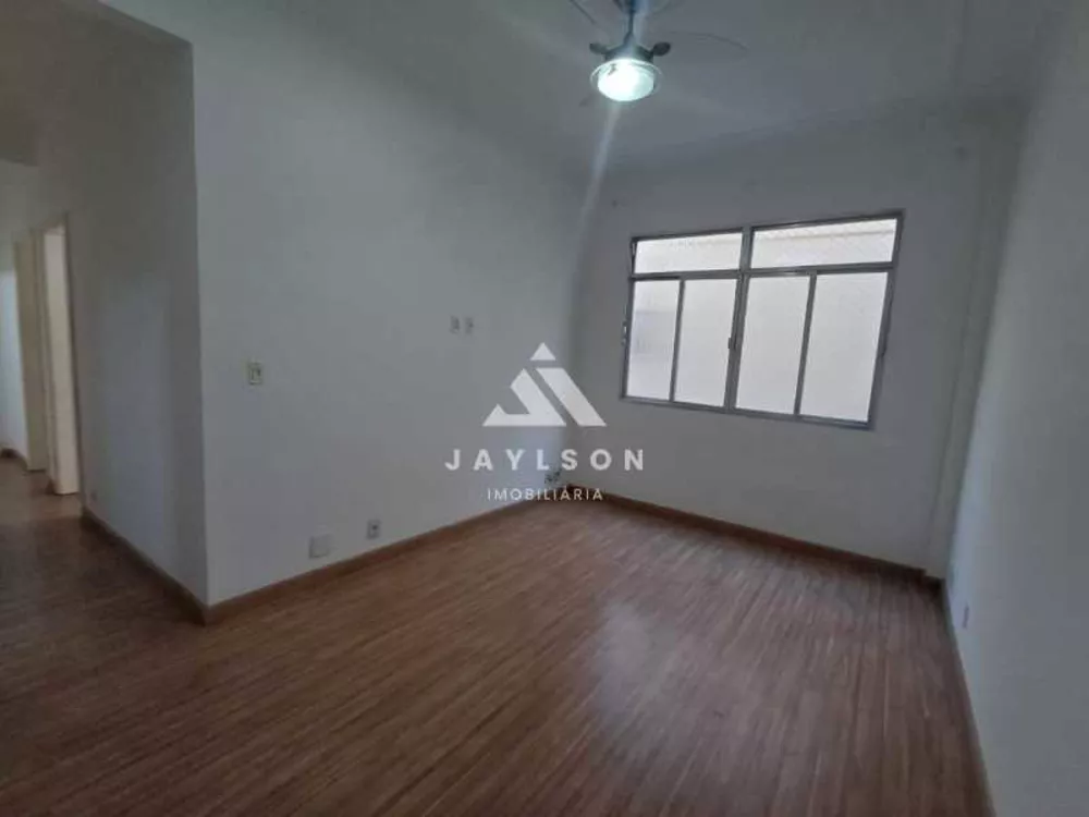 Apartamento à venda com 2 quartos, 73m² - Foto 1