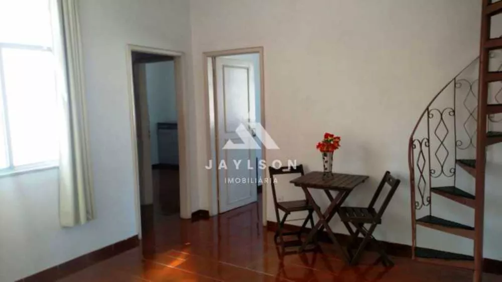 Apartamento à venda com 3 quartos, 133m² - Foto 4