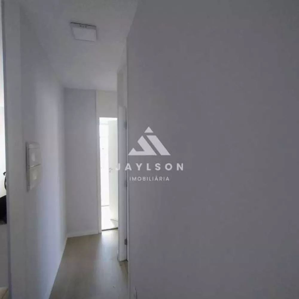 Apartamento à venda com 2 quartos, 43m² - Foto 3