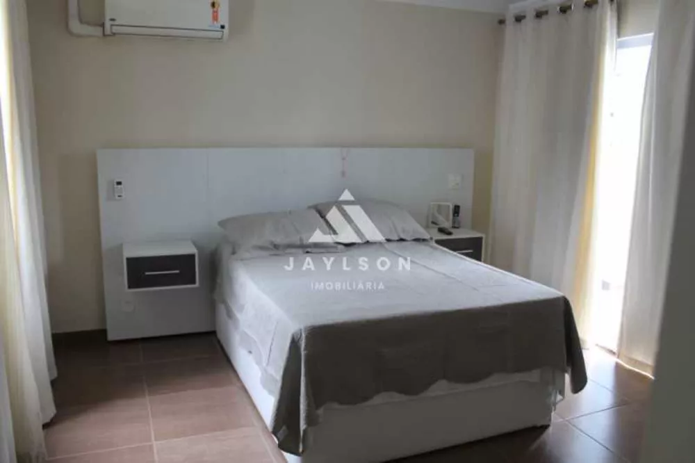 Casa, 4 quartos, 240 m² - Foto 22