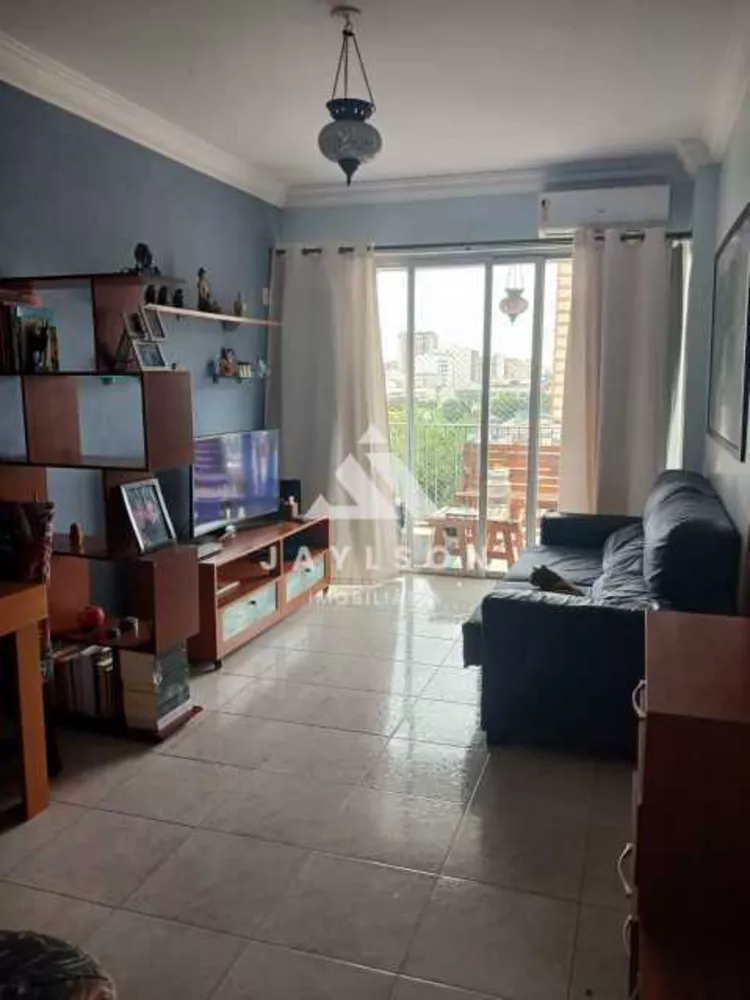 Apartamento à venda com 2 quartos, 72m² - Foto 3