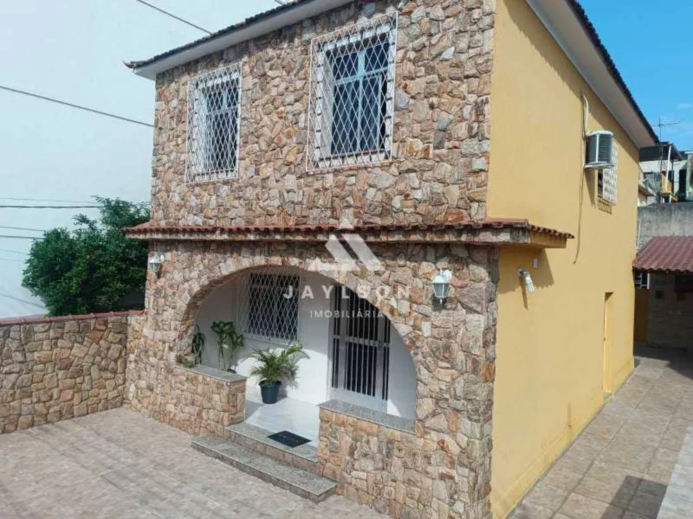 Casa à venda com 3 quartos, 150m² - Foto 7