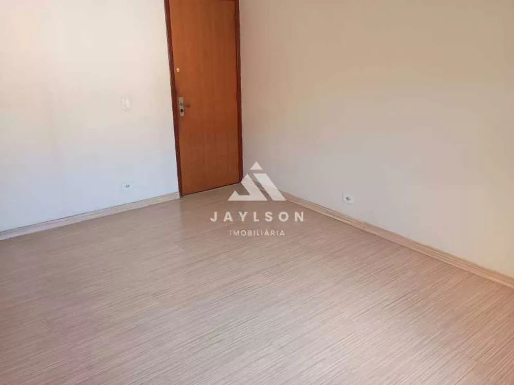 Apartamento à venda com 2 quartos, 65m² - Foto 3