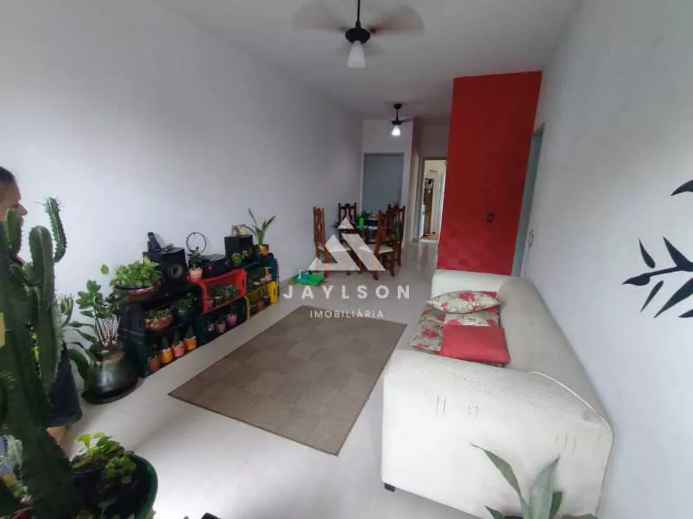 Apartamento à venda com 3 quartos, 100m² - Foto 4