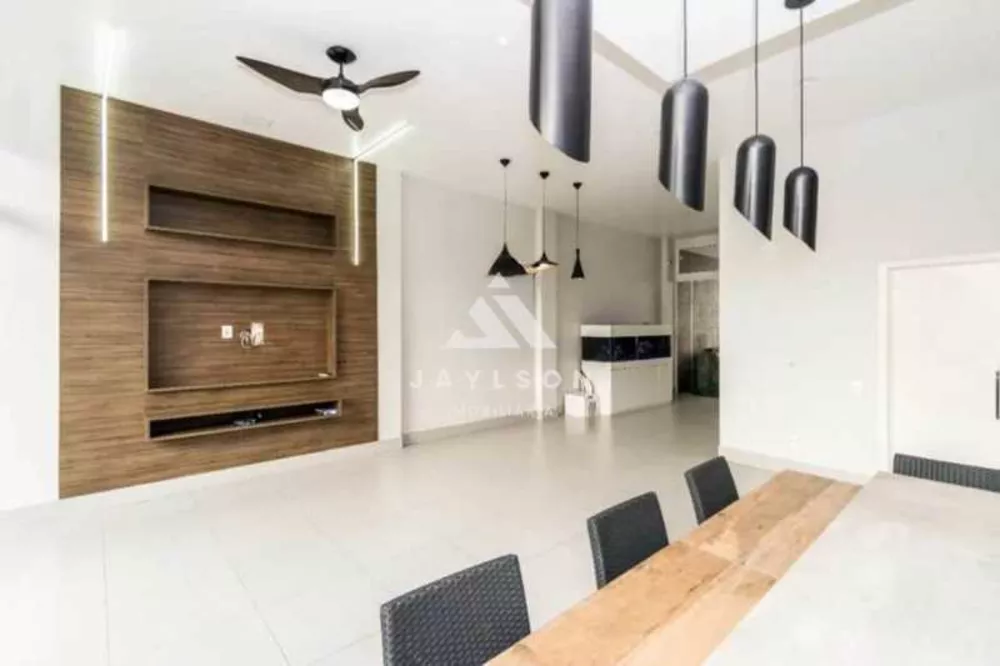 Casa à venda com 4 quartos, 400m² - Foto 9