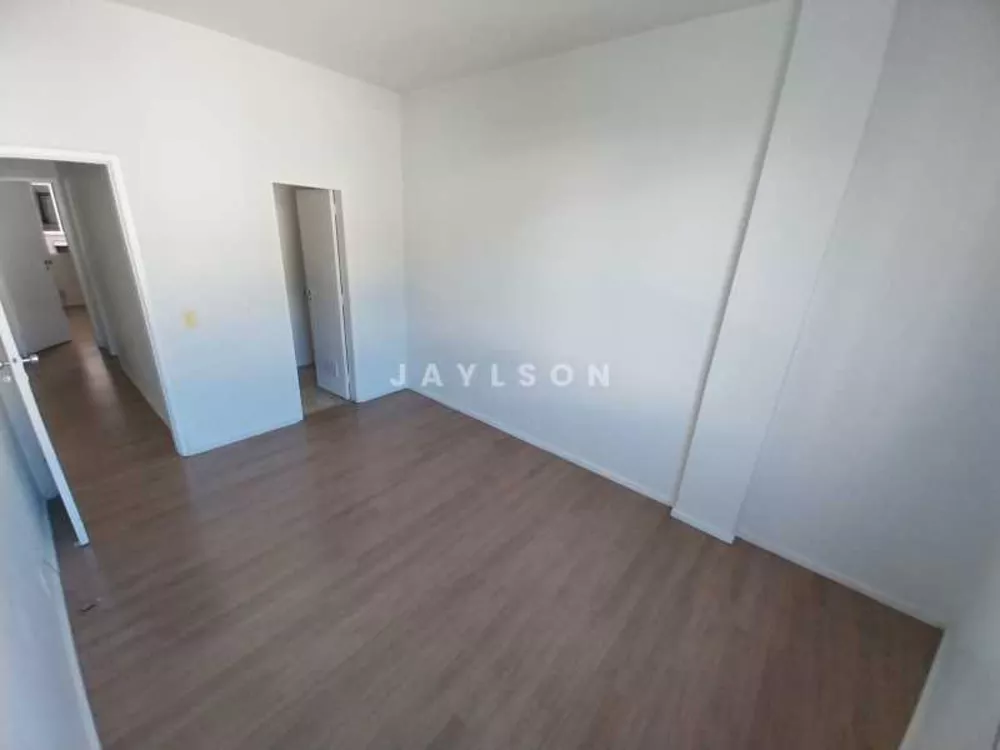 Apartamento à venda com 3 quartos, 126m² - Foto 6