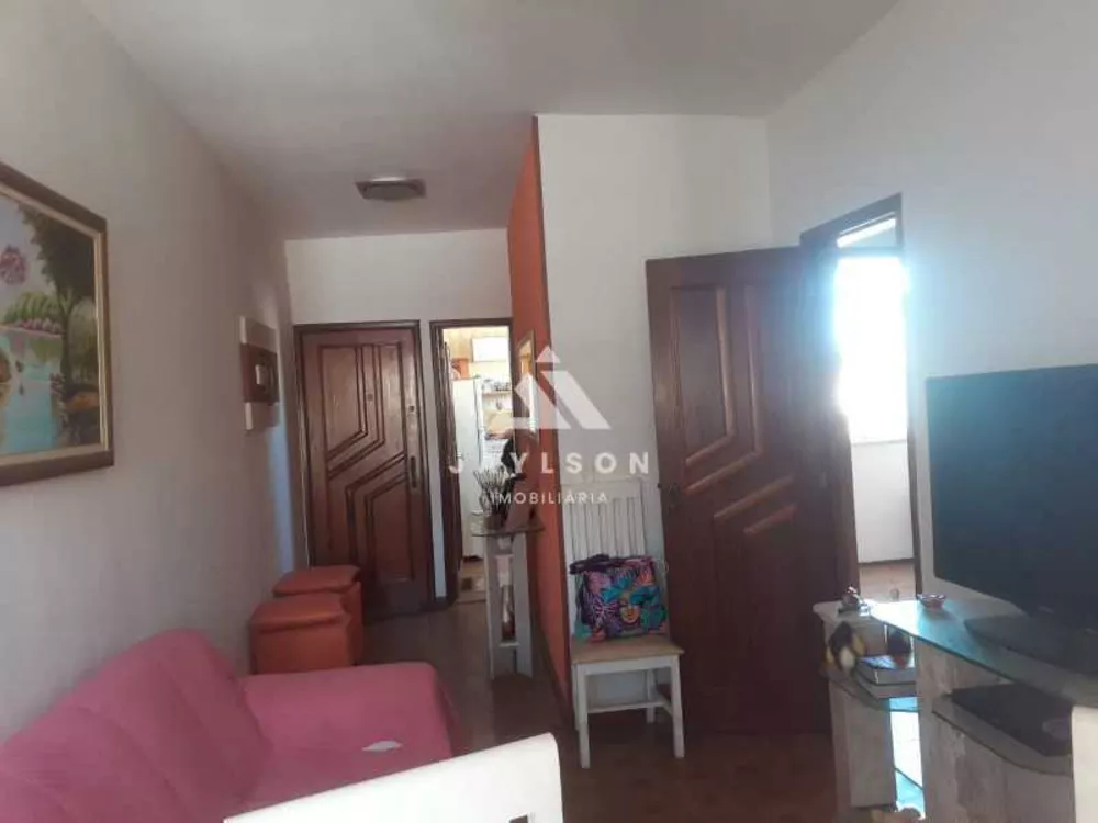 Apartamento à venda com 2 quartos, 67m² - Foto 3