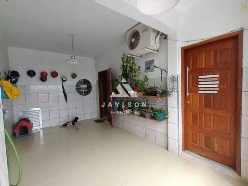 Casa de Vila à venda com 4 quartos, 190m² - Foto 3