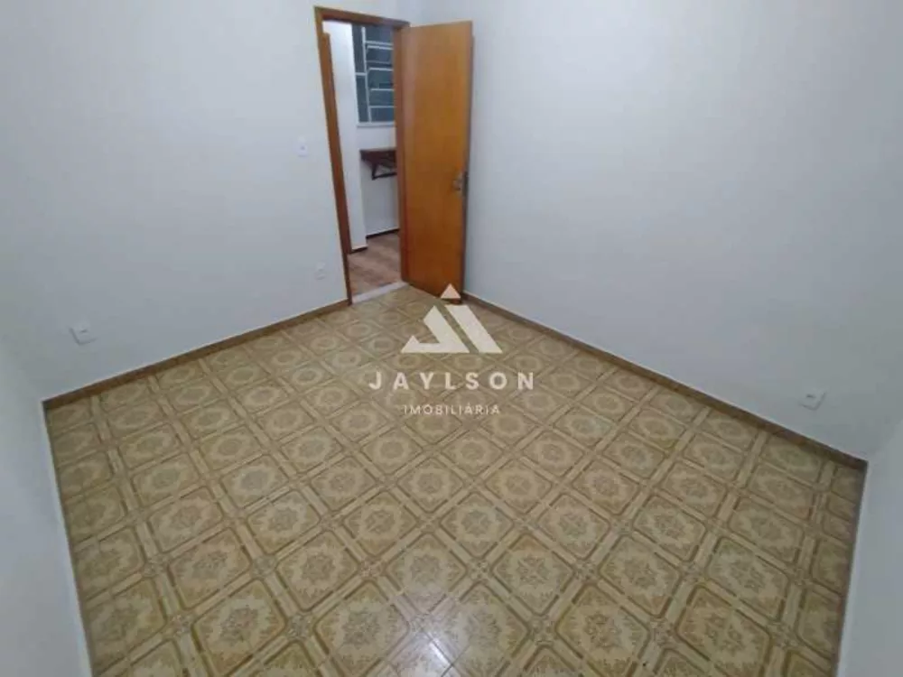 Apartamento à venda com 3 quartos, 243m² - Foto 9