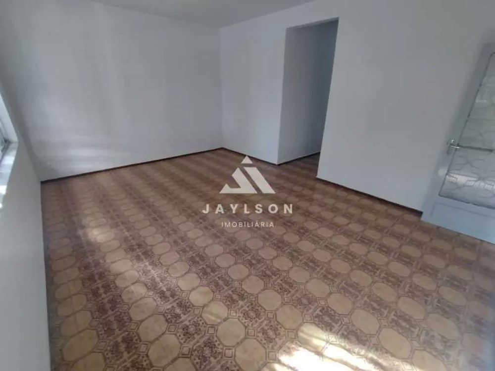 Apartamento à venda com 3 quartos, 243m² - Foto 3