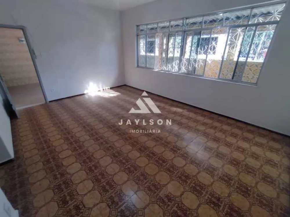 Apartamento à venda com 3 quartos, 243m² - Foto 1