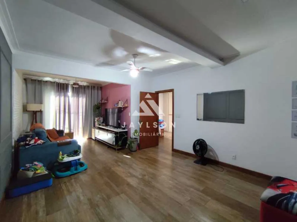 Casa, 4 quartos, 291 m² - Foto 2