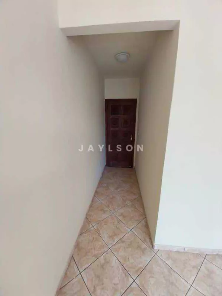 Apartamento à venda com 2 quartos, 60m² - Foto 4