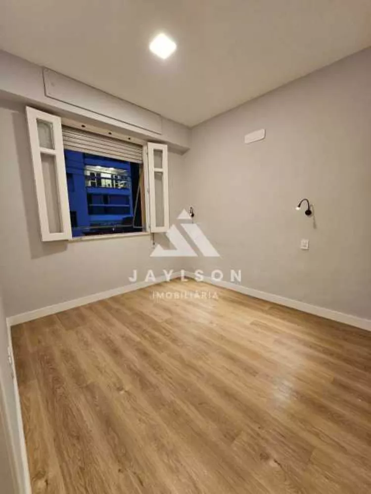 Apartamento à venda com 3 quartos, 75m² - Foto 4