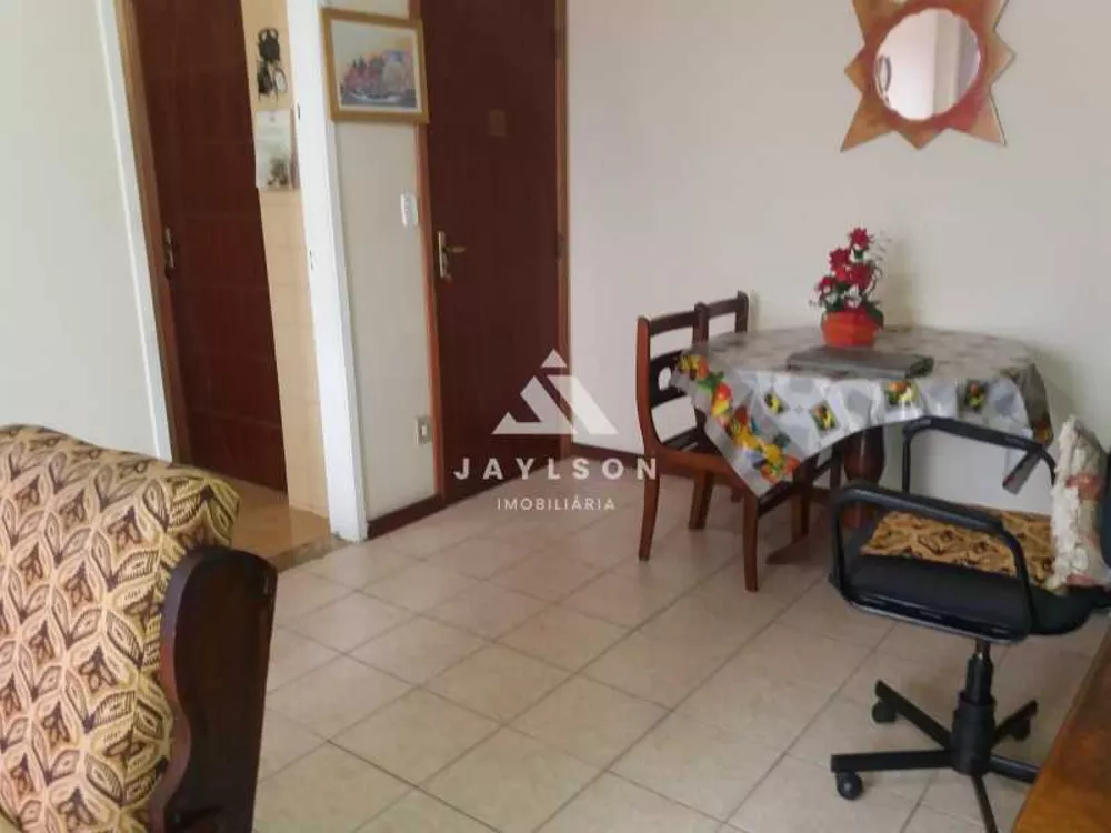 Apartamento à venda com 2 quartos, 81m² - Foto 2