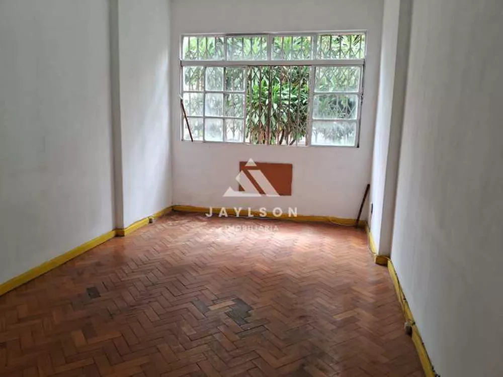 Apartamento à venda com 2 quartos, 59m² - Foto 4