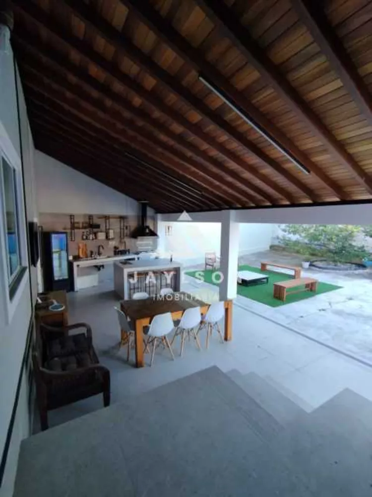 Casa, 6 quartos, 203 m² - Foto 17