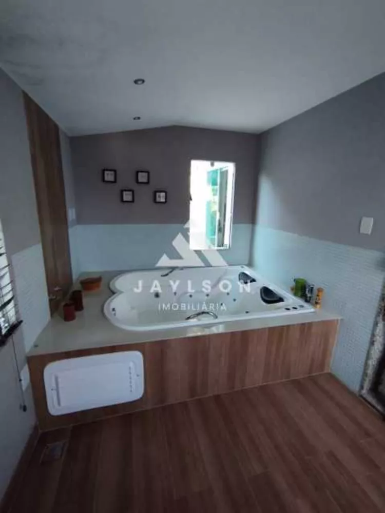 Casa, 6 quartos, 203 m² - Foto 9