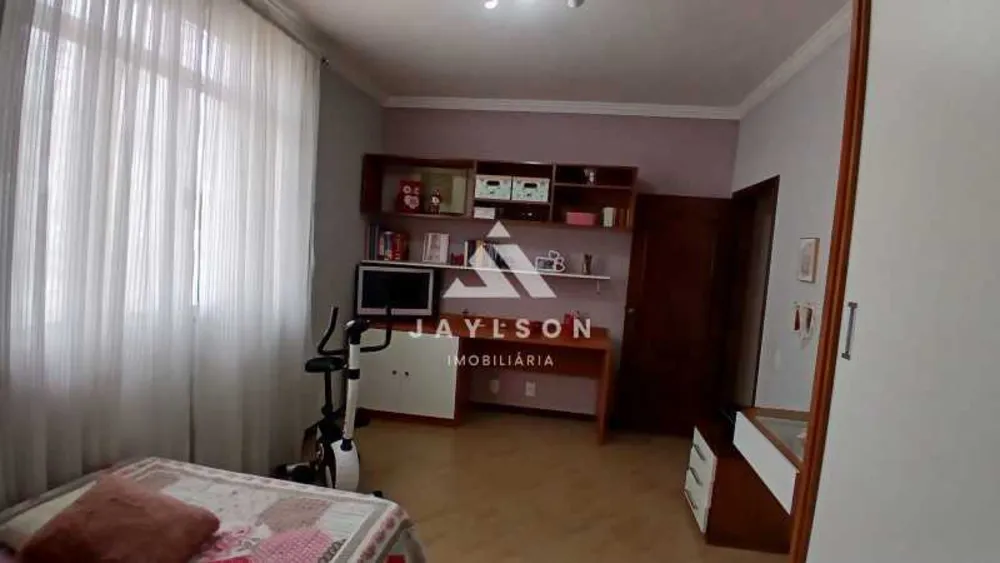 Casa, 4 quartos, 238 m² - Foto 4