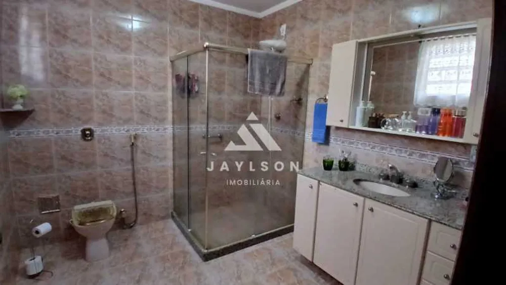 Casa, 4 quartos, 238 m² - Foto 1