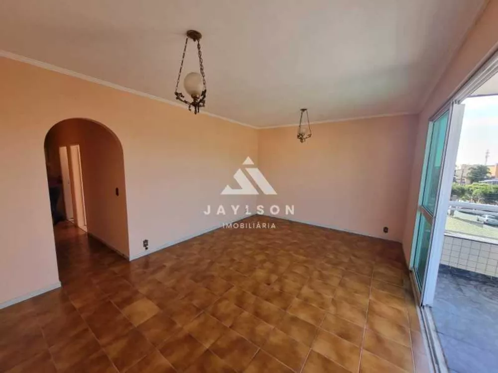 Apartamento à venda com 3 quartos, 156m² - Foto 3