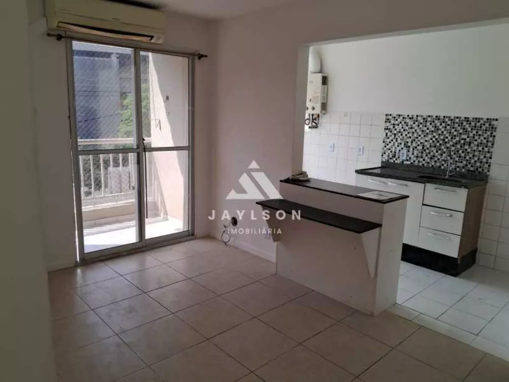 Apartamento à venda com 2 quartos, 53m² - Foto 2