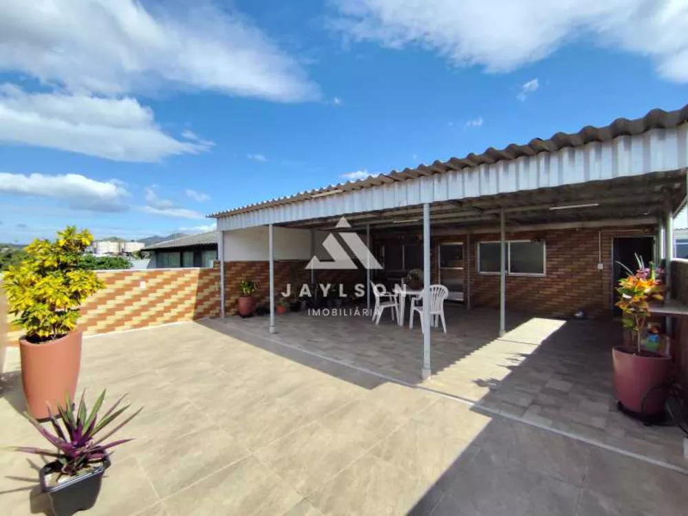 Casa, 5 quartos, 265 m² - Foto 1