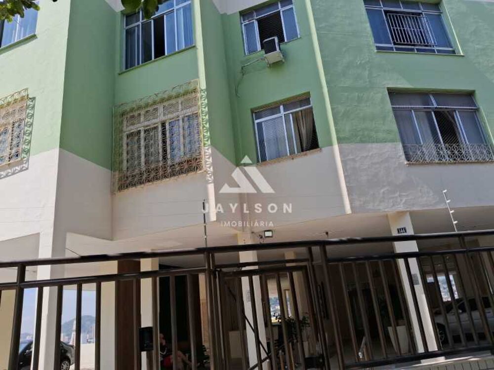 Apartamento à venda com 2 quartos, 64m² - Foto 1