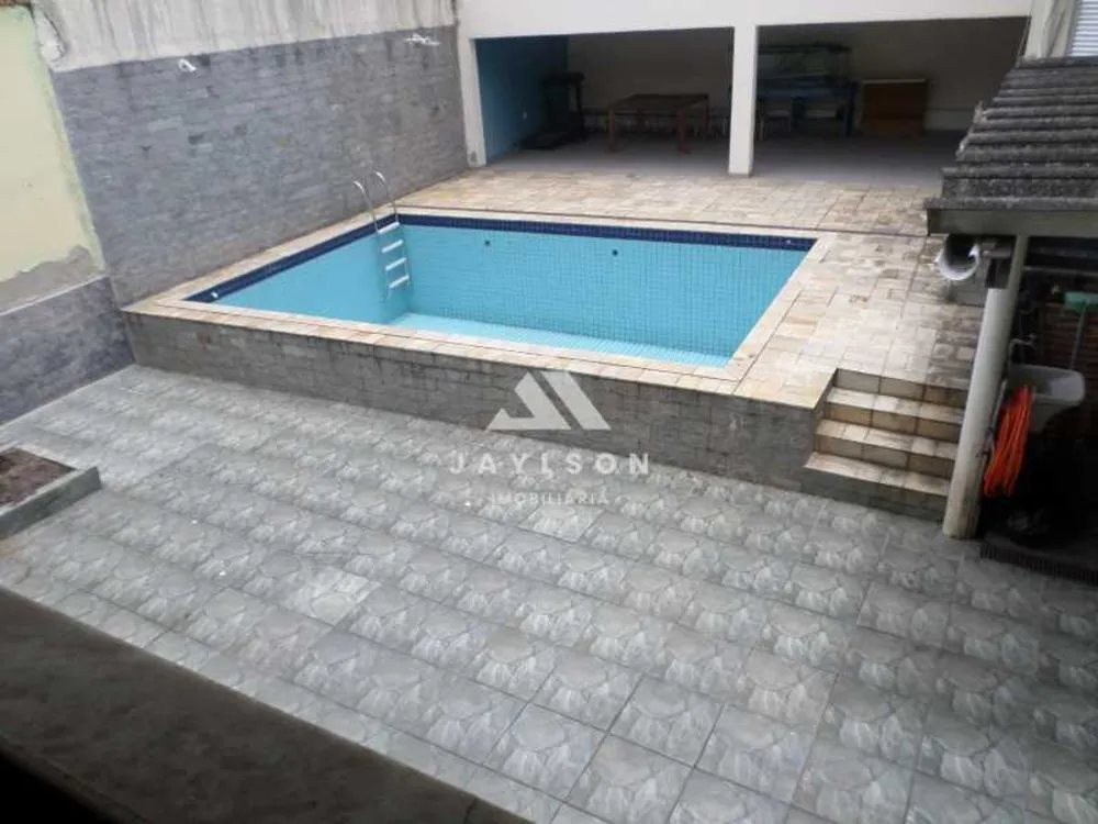Casa, 4 quartos, 260 m² - Foto 1