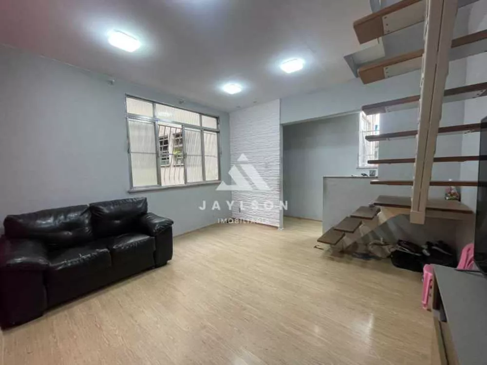 Apartamento à venda com 2 quartos, 70m² - Foto 4