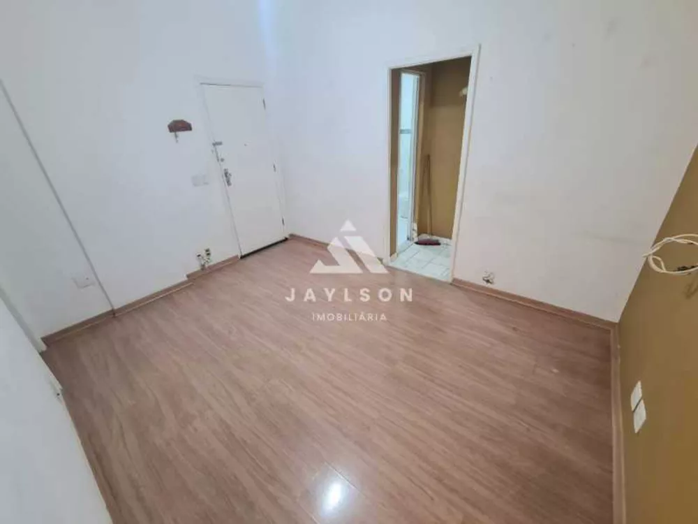 Apartamento à venda com 2 quartos, 55m² - Foto 3