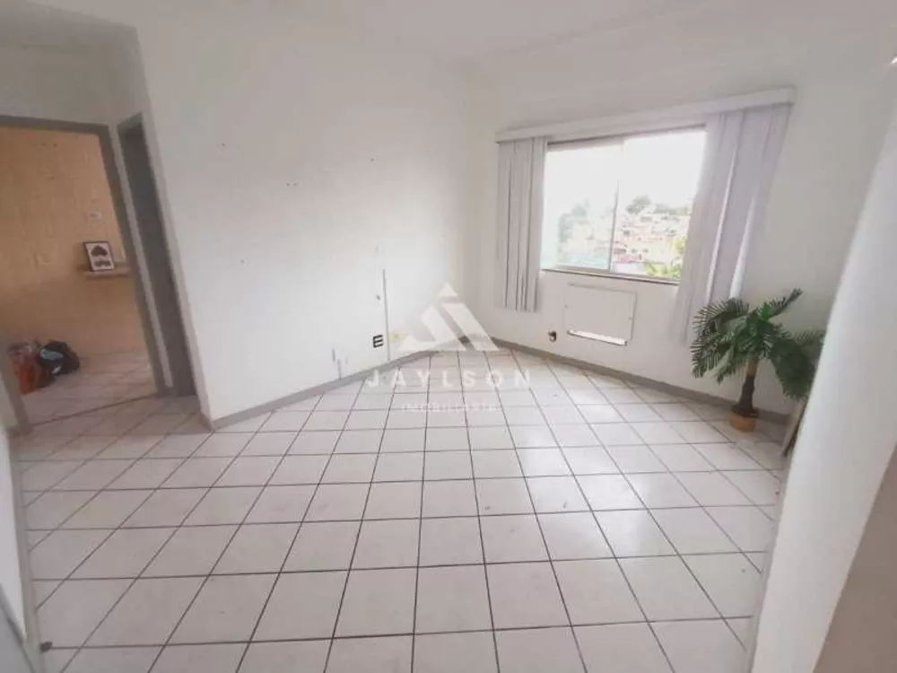 Apartamento à venda com 2 quartos, 58m² - Foto 2